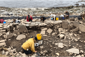 Photo of the field school excavations at Knowe of Swandro by Dr Julie Bondand Dr Steve Dockrill from the University of Bradford