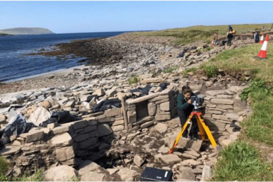 Photo of the field school excavations at Knowe of Swandro
