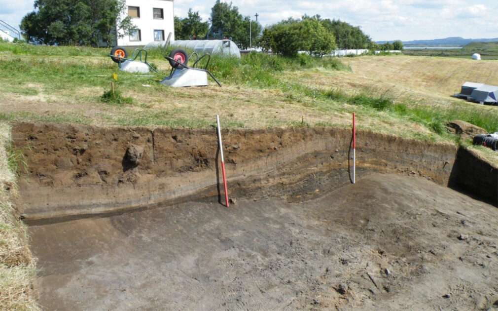 Photography of area H at the end of the 2009 Skútustaðir excavation season
